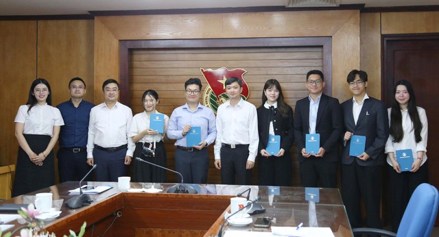 Anh Nguyễn Minh Triết gặp mặt cán bộ chủ chốt Hội Sinh viên Việt Nam tại Anh- Ảnh 2. Anh Nguyễn Minh Triết gặp mặt cán bộ chủ chốt Hội Sinh viên Việt Nam tại Anh- Ảnh 2.