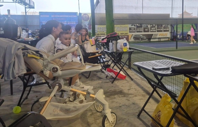 'Khối nghỉ hè' xuất hiện nhiều ở sân pickleball - Ảnh 4.