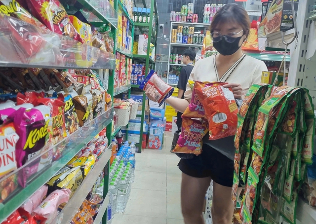 Gần 3.000 hộ kinh doanh tại Hà Nội đóng cửa, ngành thuế nói gì?- Ảnh 2. Gần 3.000 hộ kinh doanh tại Hà Nội đóng cửa, ngành thuế nói gì?- Ảnh 2.