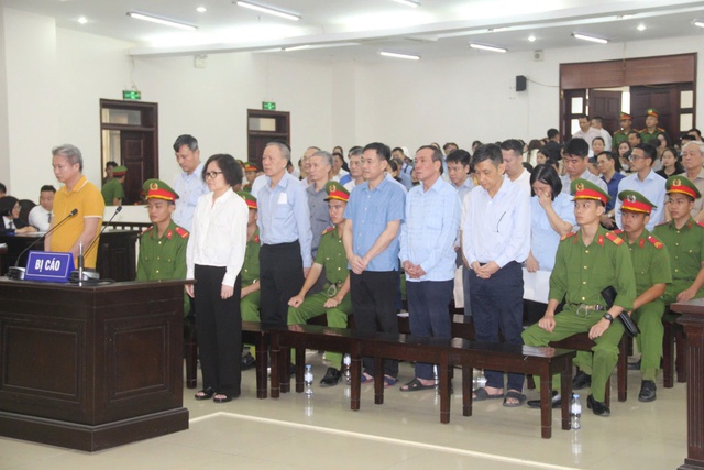 Ông Trịnh Văn Quyết được đề nghị chuyển từ phạt tù sang phạt tiền- Ảnh 2. Ông Trịnh Văn Quyết được đề nghị chuyển từ phạt tù sang phạt tiền- Ảnh 2.