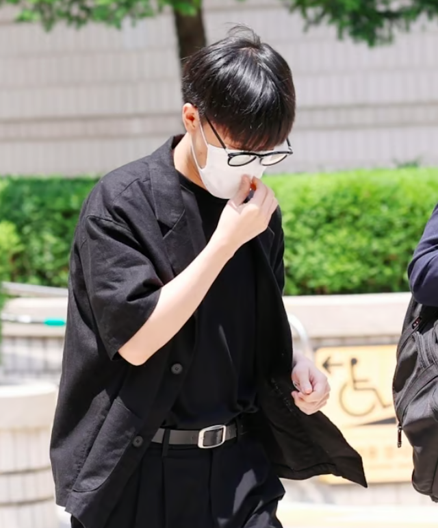 Taeil (cựu thành viên NCT) nhận tội hiếp dâm tập thể, bị đề nghị 7 năm tù Taeil (cựu thành viên NCT) nhận tội hiếp dâm tập thể, bị đề nghị 7 năm tù