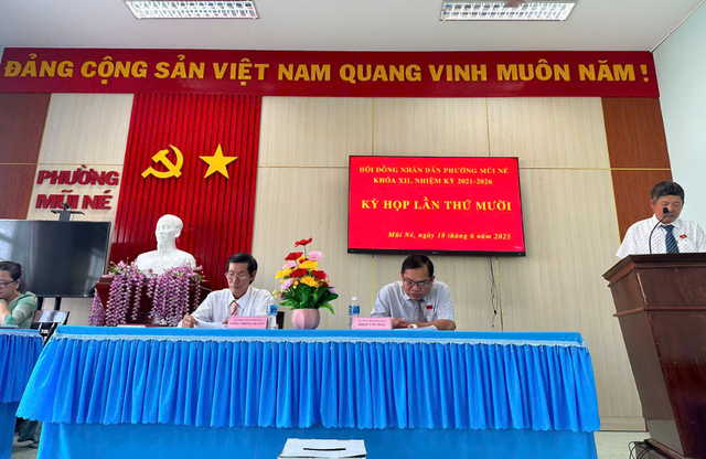 Bình Thuận: Miễn nhiệm Chủ tịch UBND P.Mũi Né Bùi Ngọc Lâm- Ảnh 2. Bình Thuận: Miễn nhiệm Chủ tịch UBND P.Mũi Né Bùi Ngọc Lâm- Ảnh 2.