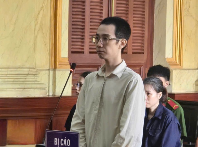 Phạt tù nhân viên chiếm đoạt 5,2 tỉ đồng của ngân hàng Phạt tù nhân viên chiếm đoạt 5,2 tỉ đồng của ngân hàng
