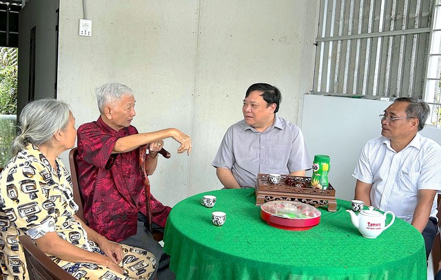 Xóa nhà tạm, Cà Mau không quên 'chuyện nhỏ' sau nhà- Ảnh 2. Xóa nhà tạm, Cà Mau không quên 'chuyện nhỏ' sau nhà- Ảnh 2.