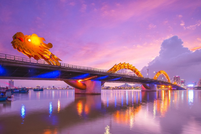 Cầu Rồng – Đà Nẵng: Biểu tượng đô thị hát khúc ca vươn ra biển lớn Cầu Rồng – Đà Nẵng: Biểu tượng đô thị hát khúc ca vươn ra biển lớn