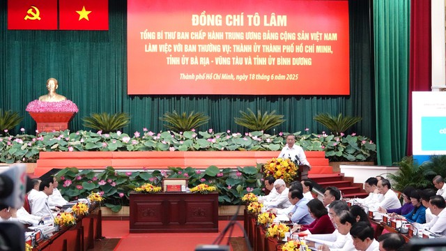 Tổng Bí thư Tô Lâm: TP.HCM sáp nhập 2 tỉnh mang tính bước ngoặt lịch sử Tổng Bí thư Tô Lâm: TP.HCM sáp nhập 2 tỉnh mang tính bước ngoặt lịch sử