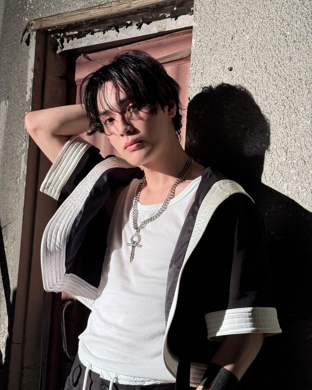 Thần tượng Kpop lao đao vì nghi vấn mua bán dâm với diễn viên phim người lớn- Ảnh 3. Thần tượng Kpop lao đao vì nghi vấn mua bán dâm với diễn viên phim người lớn- Ảnh 3.