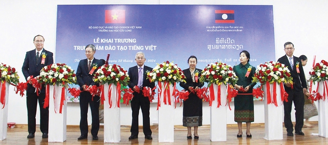 Trường ĐH Cửu Long tăng cường hợp tác đào tạo nhân lực cho nước bạn Lào- Ảnh 2. Trường ĐH Cửu Long tăng cường hợp tác đào tạo nhân lực cho nước bạn Lào- Ảnh 2.