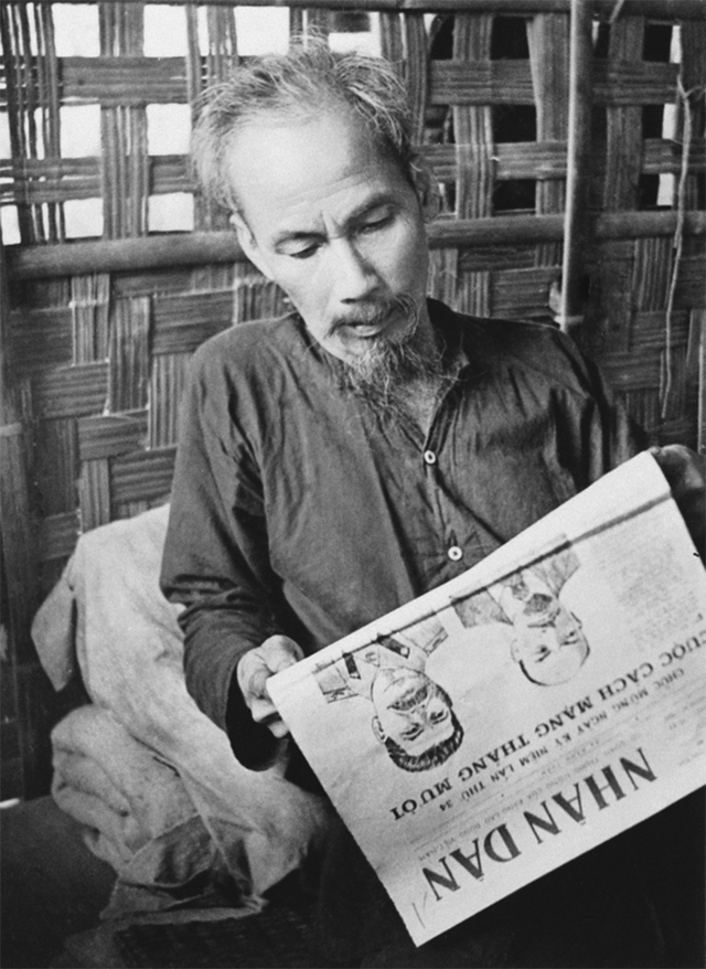 Nhà báo Hồ Chí Minh trong 100 năm báo chí cách mạng Việt Nam