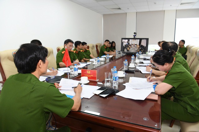 Cảnh sát Campuchia ngăn chặn gần 1 tấn ma túy vào Việt Nam Cảnh sát Campuchia ngăn chặn gần 1 tấn ma túy vào Việt Nam