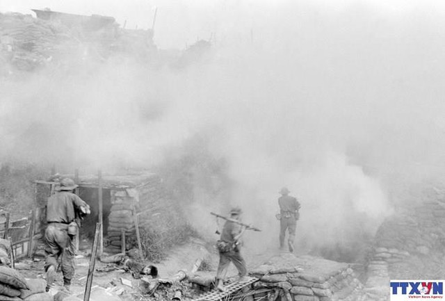 Nhà báo Hồ Chí Minh trong 100 năm báo chí cách mạng - Ảnh 2.