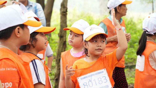 Quỹ Khởi sự từ tâm tiếp tục bảo trợ mới 150 trẻ mồ côi - Ảnh 2.