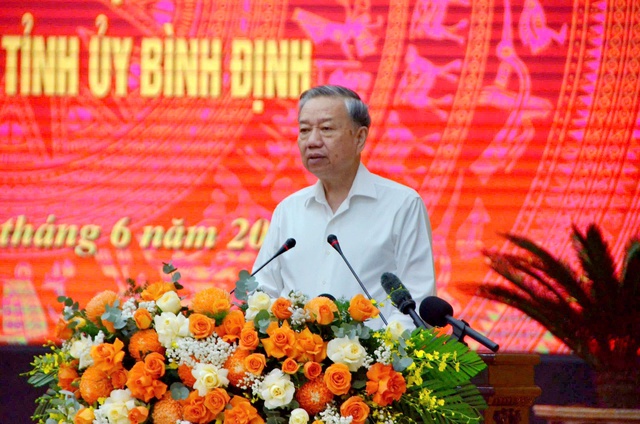 Tổng Bí thư Tô Lâm làm việc với lãnh đạo hai tỉnh Gia Lai, Bình Định - Ảnh 1.