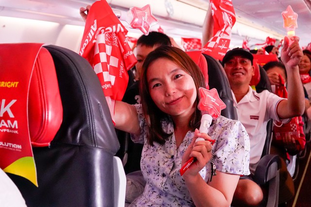 Trải nghiệm không khí đại nhạc hội ngay từ chuyến bay Vietjet đến K-Star Spark Hà Nội - Ảnh 5.