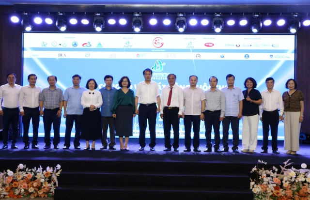 Phát động Cuộc thi khởi nghiệp ĐMST lĩnh vực nông nghiệp ứng dụng công nghệ cao 2025- Ảnh 2. Phát động Cuộc thi khởi nghiệp ĐMST lĩnh vực nông nghiệp ứng dụng công nghệ cao 2025- Ảnh 2.