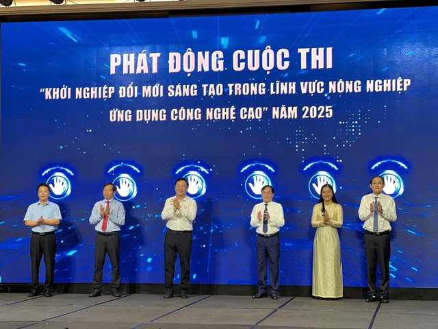Phát động Cuộc thi khởi nghiệp ĐMST lĩnh vực nông nghiệp ứng dụng công nghệ cao 2025- Ảnh 4. Phát động Cuộc thi khởi nghiệp ĐMST lĩnh vực nông nghiệp ứng dụng công nghệ cao 2025- Ảnh 4.