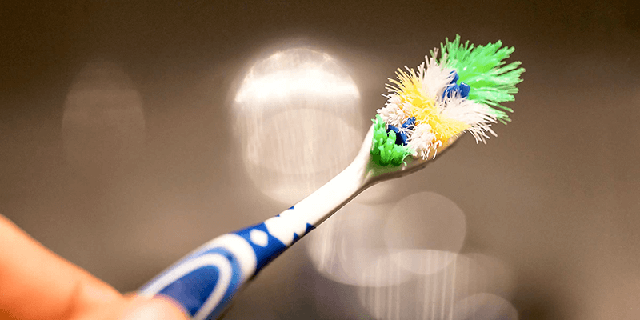 Đem bàn chải cũ đến Bách Hóa Xanh nhận ưu đãi đến 40% cho bàn chải Colgate Đem bàn chải cũ đến Bách Hóa Xanh nhận ưu đãi đến 40% cho bàn chải Colgate