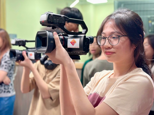 Tuyển sinh ĐH 2025: Trường đại học nào đào tạo ngành báo chí? Tuyển sinh ĐH 2025: Trường đại học nào đào tạo ngành báo chí?