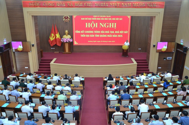 Hàng ngàn hộ dân ở Quảng Ngãi được ở trong những ngôi nhà mới, kiên cố