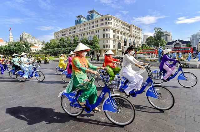 Ngày hội văn hóa áo dài TP.HCM 2025 Ngày hội văn hóa áo dài TP.HCM 2025