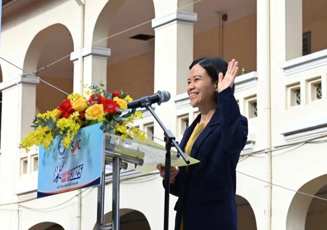 Đồng hành cùng học sinh trong những khoảnh khắc quan trọng của cuộc đời Đồng hành cùng học sinh trong những khoảnh khắc quan trọng của cuộc đời