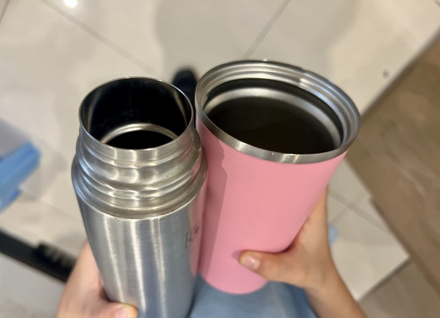 Bình giữ nhiệt đựng nước trái cây: Chuyên gia cảnh báo sai lầm nguy hiểm Bình giữ nhiệt đựng nước trái cây: Chuyên gia cảnh báo sai lầm nguy hiểm