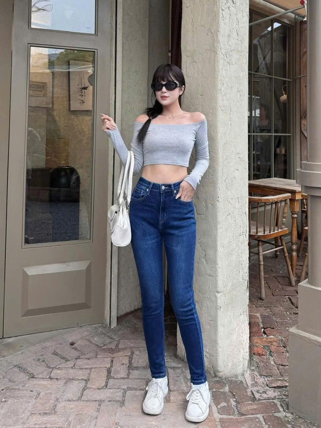 Nét thanh lịch, phóng khoáng cho nàng với quần skinny jeans- Ảnh 5. Nét thanh lịch, phóng khoáng cho nàng với quần skinny jeans- Ảnh 5.
