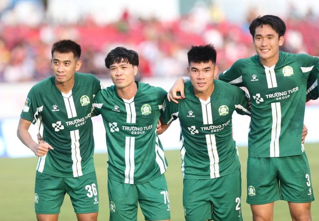 CLB Bình Phước không thăng hạng V-League lúc này thì lúc nào: 10 tỉ đồng ‘gọi mời’ CLB Bình Phước không thăng hạng V-League lúc này thì lúc nào: 10 tỉ đồng ‘gọi mời’