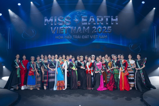 Bùi Lý Thiên Hương thể hiện ấn tượng tại Hoa hậu Trái Đất Việt Nam 2025 - Ảnh 3.