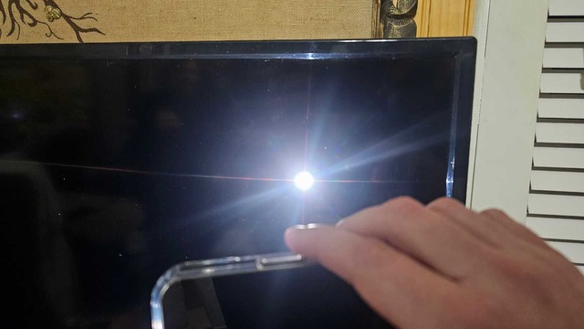 Những 'chiêu' sửa lỗi Smart TV mà thợ sửa chữa không muốn bạn biết - Ảnh 1.