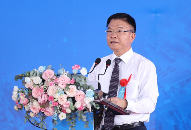 Khởi công tổ hợp dự án thép xanh gần 100.000 tỉ ở Nam Định Khởi công tổ hợp dự án thép xanh gần 100.000 tỉ ở Nam Định