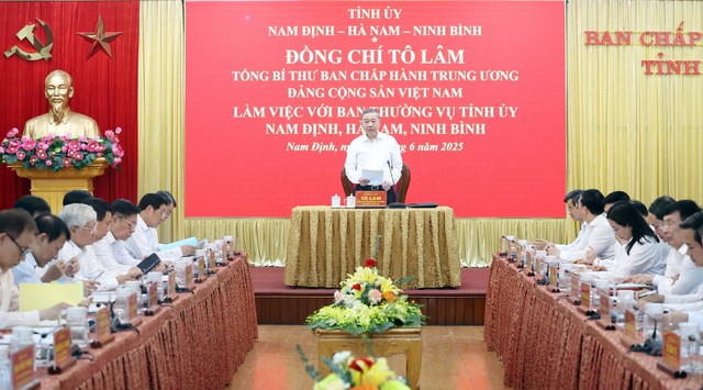 Tổng Bí thư Tô Lâm: Đoàn kết là có tất cả, mất đoàn kết là mất hết Tổng Bí thư Tô Lâm: Đoàn kết là có tất cả, mất đoàn kết là mất hết