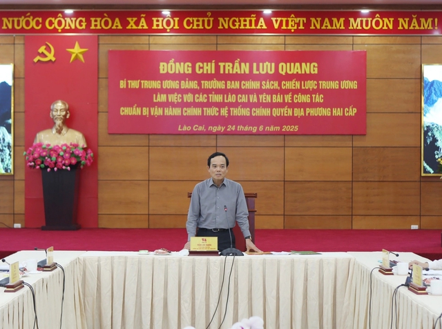 Đề xuất hỗ trợ 3,6 triệu đồng/người cho cán bộ Lào Cai về Yên Bái làm việc- Ảnh 1. Đề xuất hỗ trợ 3,6 triệu đồng/người cho cán bộ Lào Cai về Yên Bái làm việc- Ảnh 1.