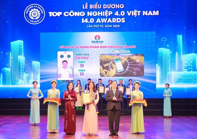 Phân bón Cà Mau đoạt cú đúp giải thưởng đổi mới công nghệ
