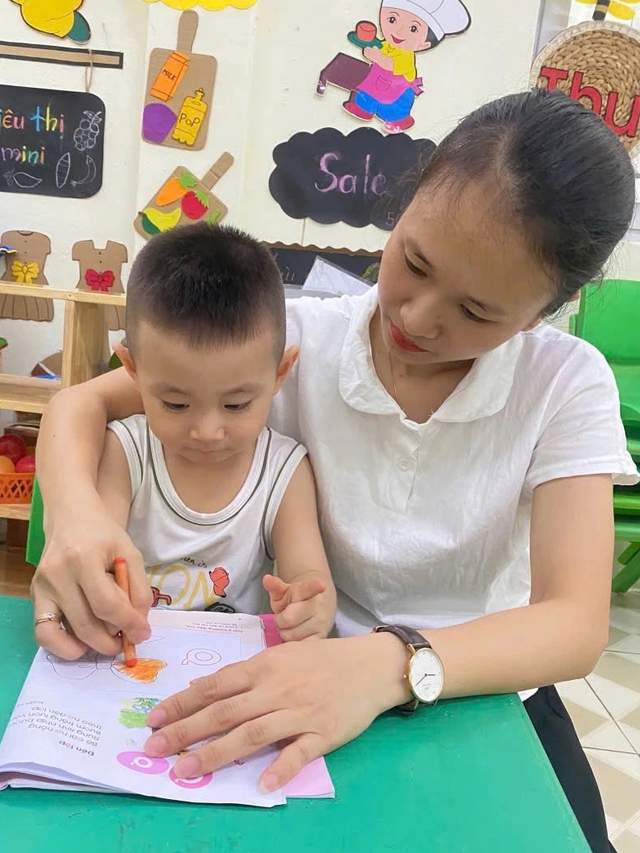Ký hợp đồng giáo viên Tại thanh hóa trước khi chính quyền 2 cấp hoạt động - Ảnh 1. Ký hợp đồng giáo viên Tại thanh hóa trước khi chính quyền 2 cấp hoạt động - Ảnh 1.