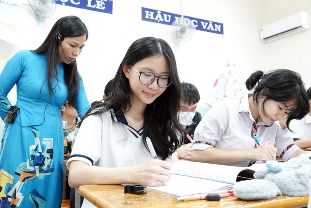 Thi tốt nghiệp THPT 2025: 4 chú ý khi làm bài môn văn - Ảnh 1.