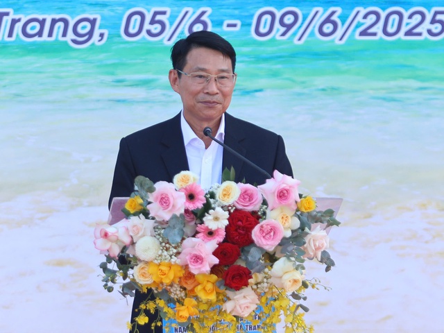 Ba lãnh đạo tỉnh Khánh Hòa xin nghỉ hưu trước tuổi từ đầu tháng 7- Ảnh 4. Ba lãnh đạo tỉnh Khánh Hòa xin nghỉ hưu trước tuổi từ đầu tháng 7- Ảnh 4.
