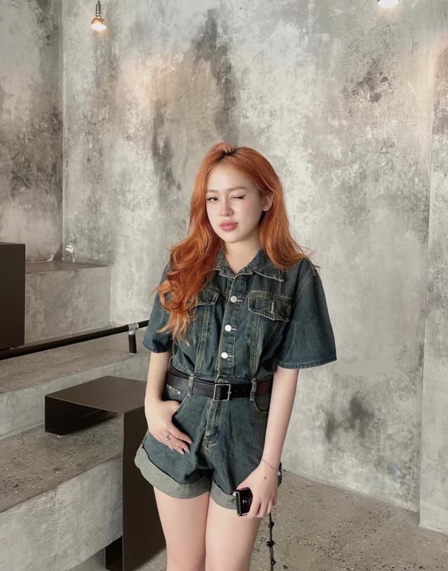 Lựa chọn jumpsuit cho nàng yêu vẻ đẹp thanh lịch và thời thượng- Ảnh 1.