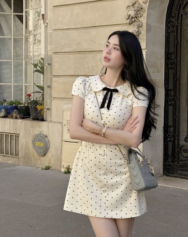Váy chấm bi là ‘chân ái’ cho cô nàng nữ tính - Ảnh 2.