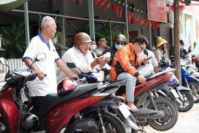 Hai anh em U.70 tiếp sức cho cháu ‘vượt vũ môn’ kỳ thi tốt nghiệp THPT 2025 Hai anh em U.70 tiếp sức cho cháu ‘vượt vũ môn’ kỳ thi tốt nghiệp THPT 2025