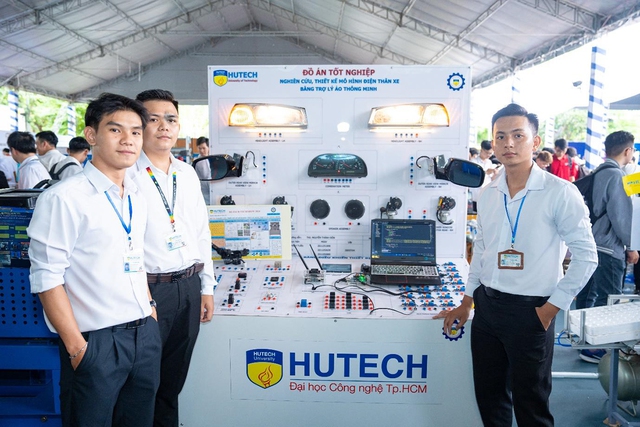 Học Công nghệ kỹ thuật ô tô kiểu Gen Z: Lăn bánh vào nghề từ năm nhất- Ảnh 5. Học Công nghệ kỹ thuật ô tô kiểu Gen Z: Lăn bánh vào nghề từ năm nhất- Ảnh 5.