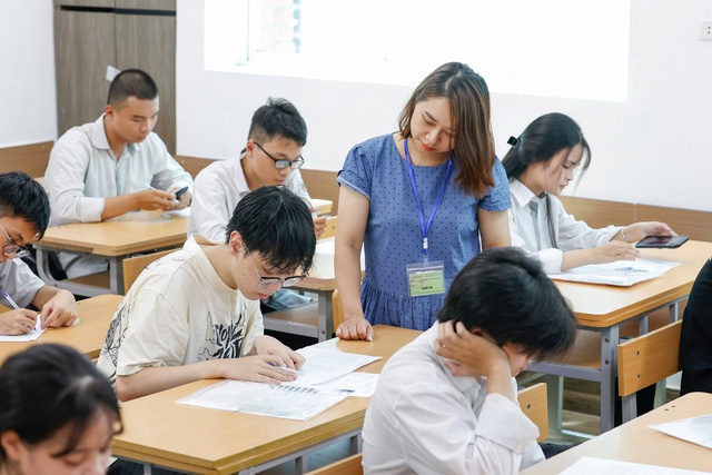Những điều thí sinh cần ‘nằm lòng’ trước khi bước vào phòng thi tốt nghiệp THPT Những điều thí sinh cần ‘nằm lòng’ trước khi bước vào phòng thi tốt nghiệp THPT