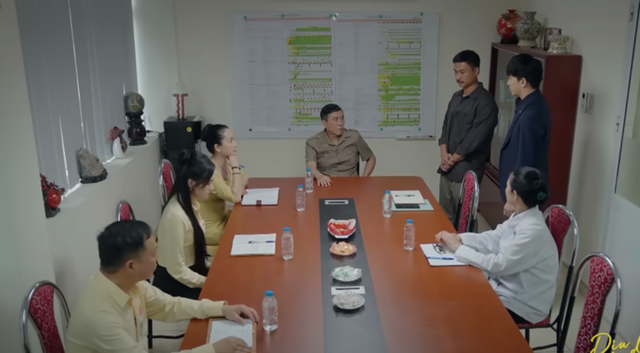 ‘Dịu dàng màu nắng’ tập 18: Phong có ‘lật mặt’ được Tuyết ? - Ảnh 1.