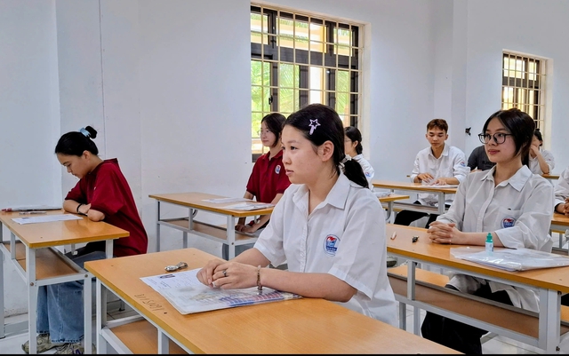 Giáo viên văn tấm tắc khen đề hay Giáo viên văn tấm tắc khen đề hay
