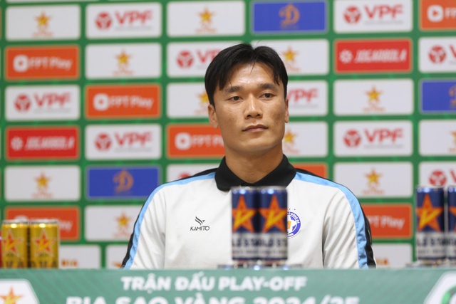 Thủ m&ocirc;n B&ugrave;i Tiến Dũng n&oacute;i sốc: Đ&agrave; Nẵng kh&ocirc;ng &lsquo;chăm chăm&rsquo; k&egrave;m C&ocirc;ng Phượng, sẵn s&agrave;ng đ&aacute; lu&acirc;n lưu- Ảnh 1.