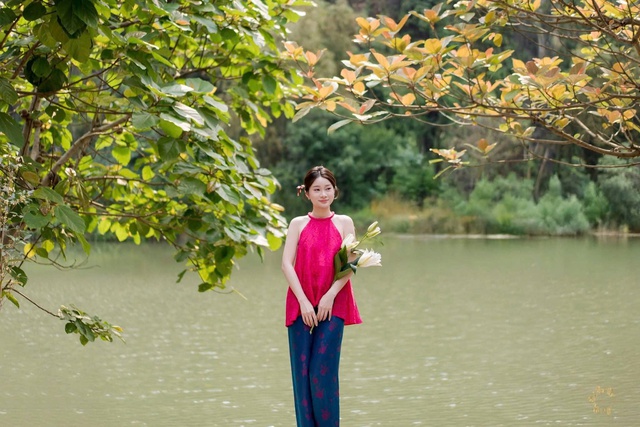 Những thiết kế lụa hè đa năng, thời thượng Những thiết kế lụa hè đa năng, thời thượng