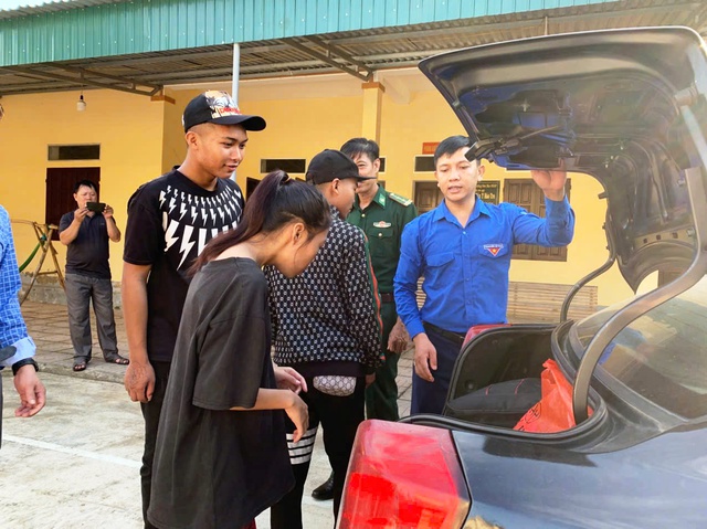 Tình nguyện mùa thi: 1.600 áo xanh hỗ trợ sĩ tử Hà Tĩnh - Ảnh 6.