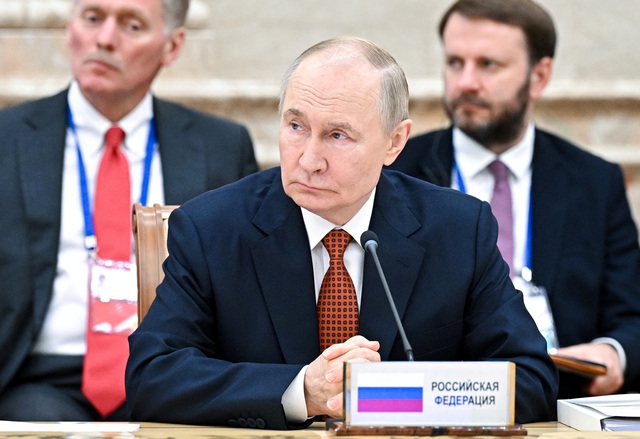 Chiến sự Ukraine ngày 1.220: Ông Putin nói sẵn sàng đàm phán, giảm chi tiêu quân sự Chiến sự Ukraine ngày 1.220: Ông Putin nói sẵn sàng đàm phán, giảm chi tiêu quân sự
