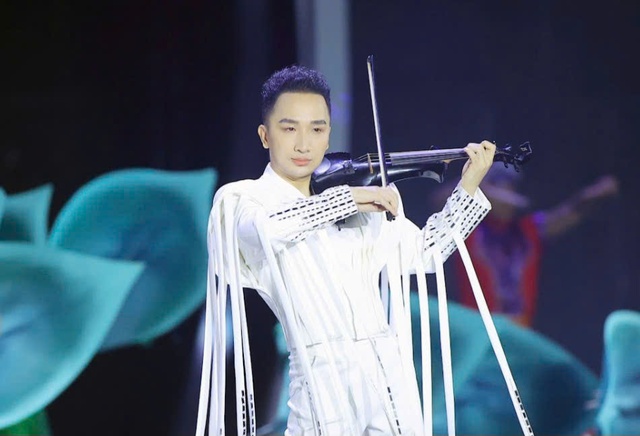 Dàn sao hạng A nô nức hội tụ đêm chung kết Hoa hậu Việt Nam 2024- Ảnh 3. Dàn sao hạng A nô nức hội tụ đêm chung kết Hoa hậu Việt Nam 2024- Ảnh 3.