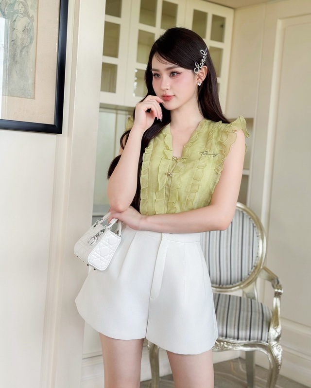 Lý do vải tơ khiến phái đẹp mê mẩn mỗi khi hè về - Ảnh 1.
